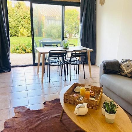 Appart Dans Residence Avec Piscine A Arles Exterior foto