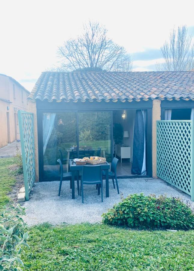 Appart Dans Residence Avec Piscine A Arles Exterior foto